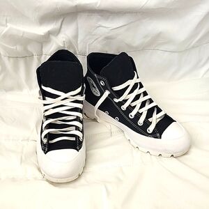 Original WOMAN Converse Chuck Taylor All Star Lugged Platform Sneakers